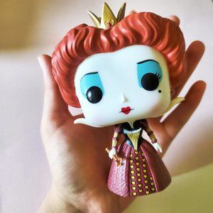 ❤️SOLD❤️ Vaulted Disney's Queen of Hearts Funko